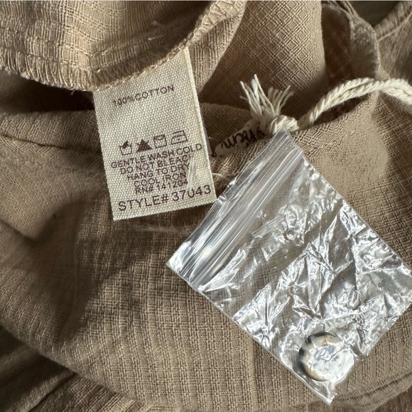 NWT Hem and Thread Easy Woven Jumpsuit - Size Medium - Picture 8 of 9